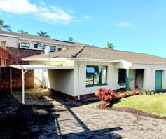Townhouse for sale in Gonubie
