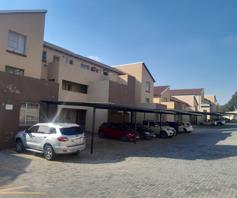 Apartment / Flat for sale in Vorna Valley
