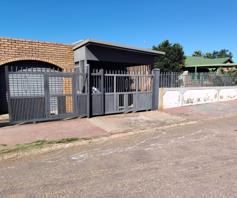 House for sale in Soshanguve DD