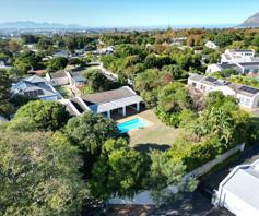 House for sale in Constantia