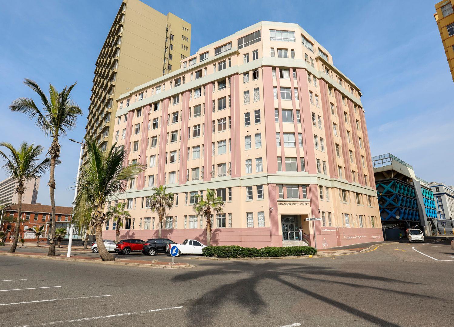 4 Bedroom Apartment / flat for sale in South Beach - P24-115989245