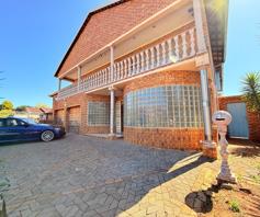 House for sale in Lenasia Ext 1