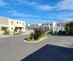 Townhouse for sale in Wynberg
