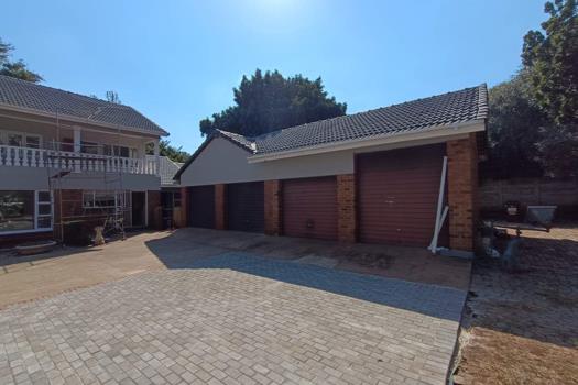 4 Bedroom House for sale in Wierda Park