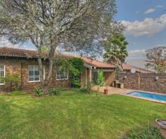 Townhouse for sale in Gallo Manor
