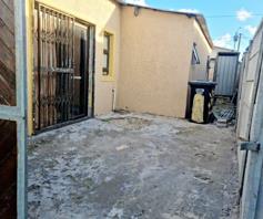 House for sale in Mfuleni