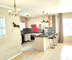 House for sale in Bothasig