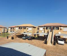 Townhouse for sale in Elandspark