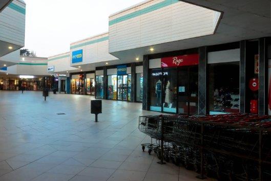 Listing number: P24-115996102, Image number: 3