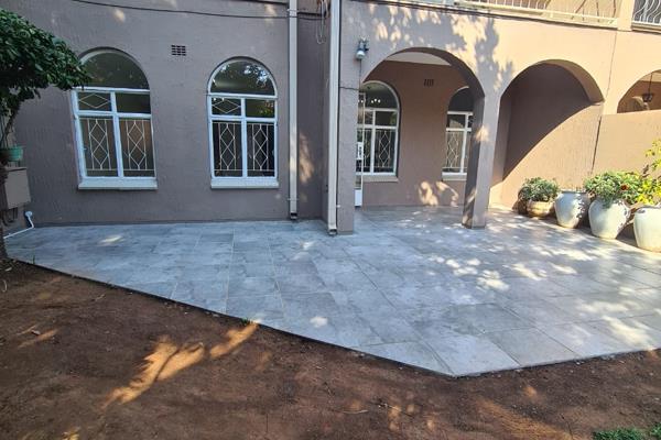 This neat and stylish duplex townhouse is perfectly situated in the sought-after suburb of Three Rivers Proper. With a great mix of ...