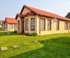 Townhouse for sale in Meredale