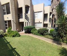 Townhouse for sale in Three Rivers