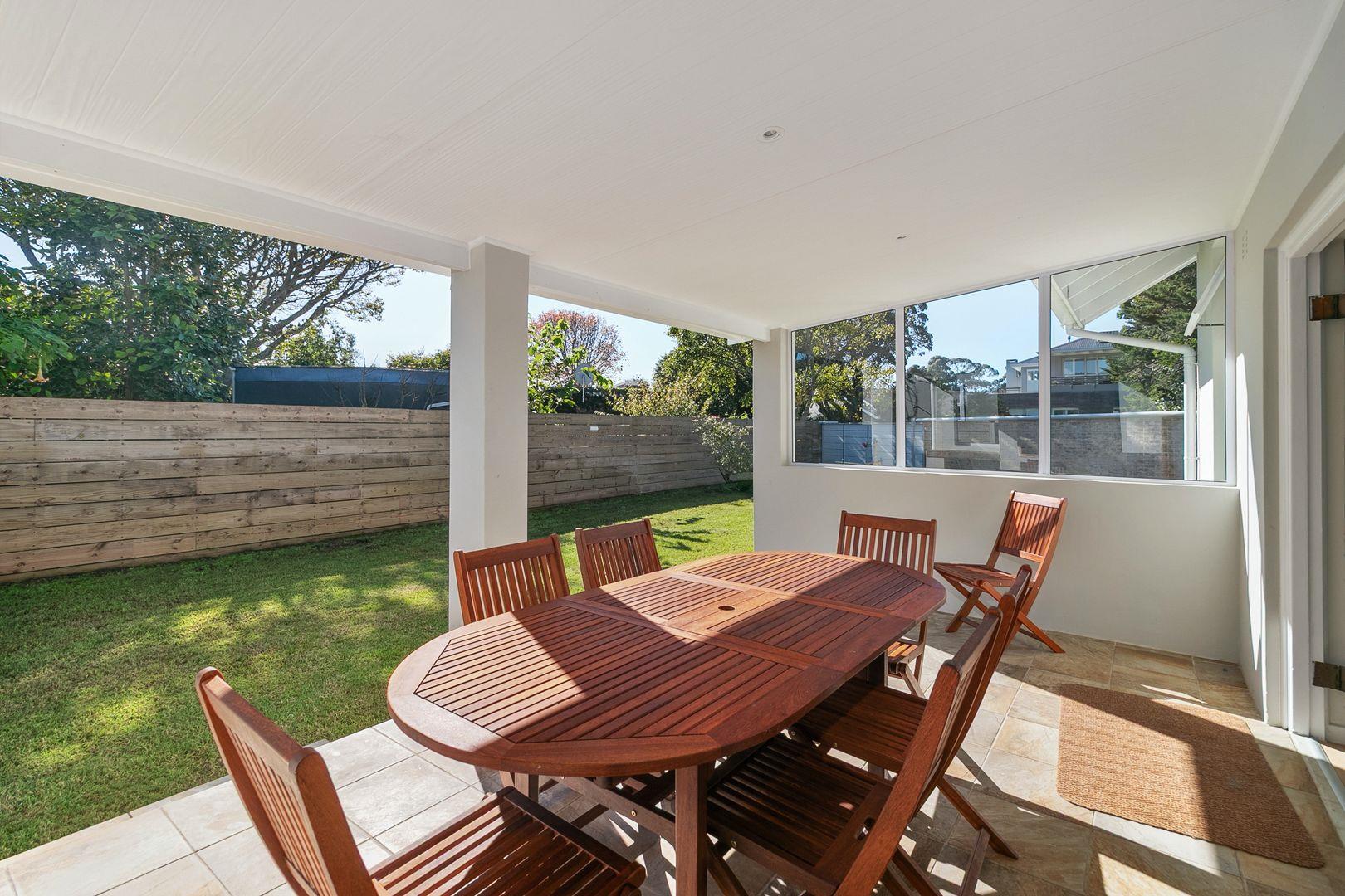Photo of 3 Bedroom House to rent in Leisure Isle