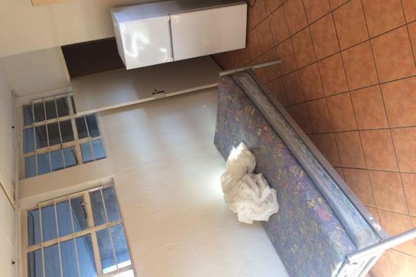 **Charming 0.5 Bedroom Flat To Let in Pretoria Gardens, Pretoria**

Welcome to your new ...