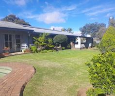 House for sale in Greenhills