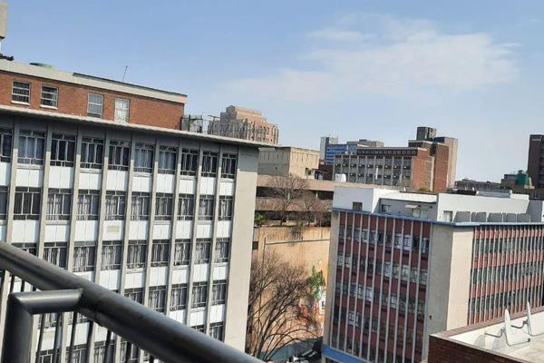 Do not miss out on this exclusive opportunity to get your own SINGLE, LOCKABLE ROOM for 2025 that is FULLY FURNISHED with:

- A single ...
