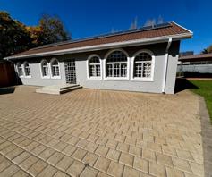 House for sale in Bayswater