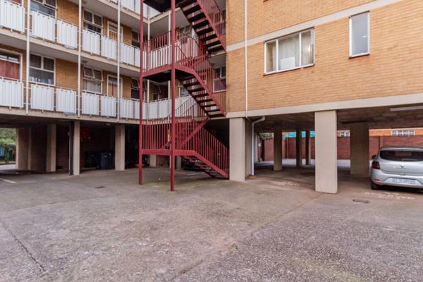 Own a slice of paradise in this stunning 1.5 bedroom apartment!

Perfectly situated in a ...