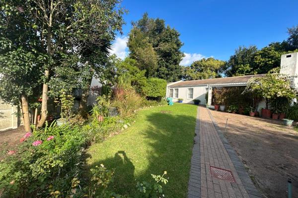 This spacious, comfortable home on large erf located in popular Onze Molen is ready and waiting for occupation on 1 July 2025.

All 3 ...