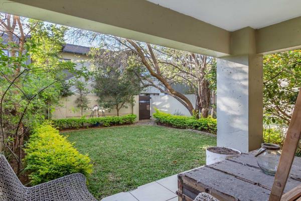 Modern 2 bedroom garden duplex.
A delightful double storey property with 2 ensuite bedrooms and a large open plan living area.
You are ...