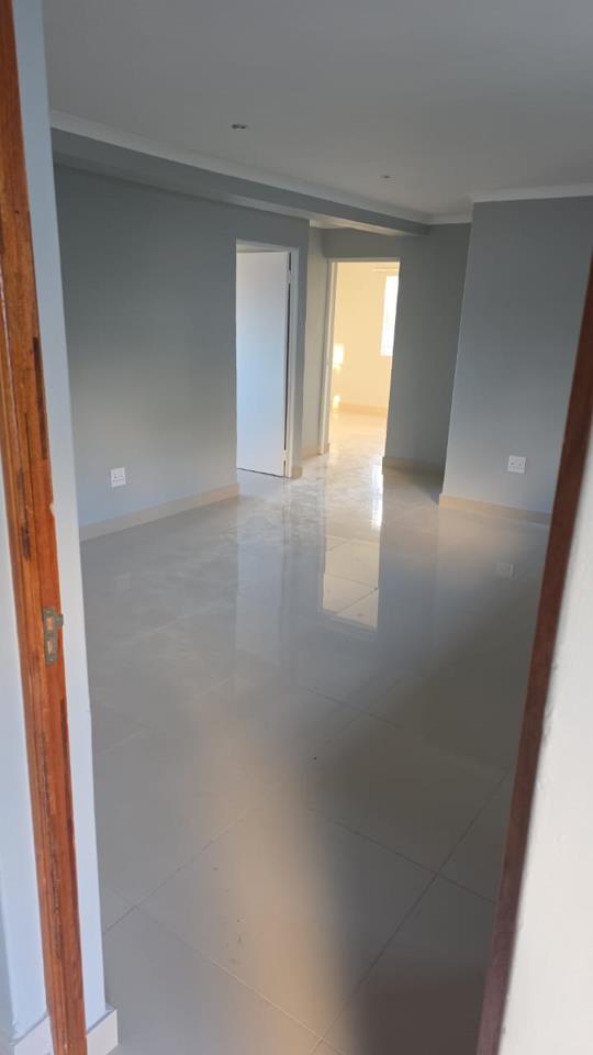 Listing number: P24-116012723, Image number: 3