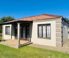 Townhouse for sale in Langenhovenpark