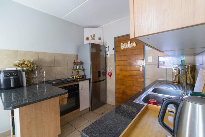 Listing number: P24-115874316, Image number: 3