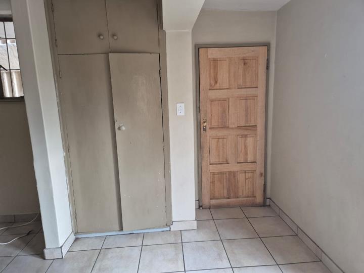 Listing number: P24-116022321, Image number: 3