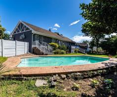 House for sale in Beacon Bay