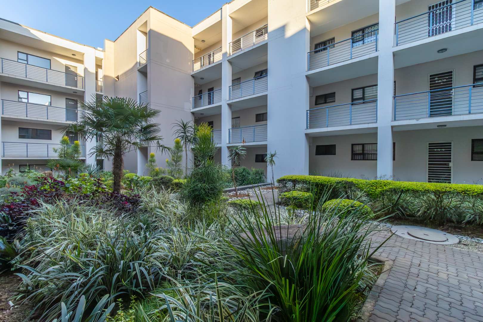2 Bedroom Apartment / flat for sale in North Riding - 14 Dexter Rd ...