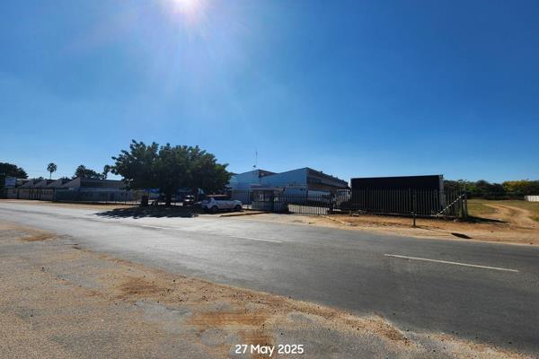 Your Next Step in Logistics and Operations.
Nestled in the bustling industrial hub of Ladine, Polokwane, this remarkable warehouse ...