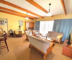 Apartment / Flat for sale in Pelham