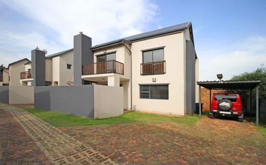 3 Bedroom House for sale in Kempton Park AH