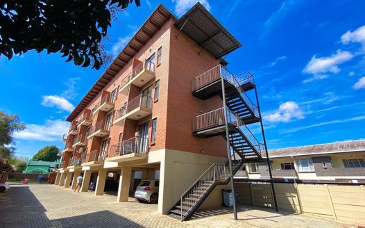 Florida, Roodepoort Property : Apartments / flats for sale in Florida ...