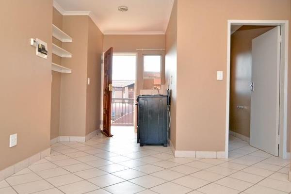 Enjoy safe, comfortable living at Goldfields Complex—perfectly positioned in the heart of Protea Glen. These modern two-bedroom ...