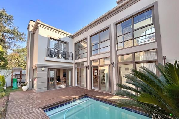 Situated in a highly sought-after upmarket complex, this immaculate 4 bedroom cluster-style home offers modern luxury and exceptional ...