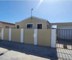 House for sale in Roosendal