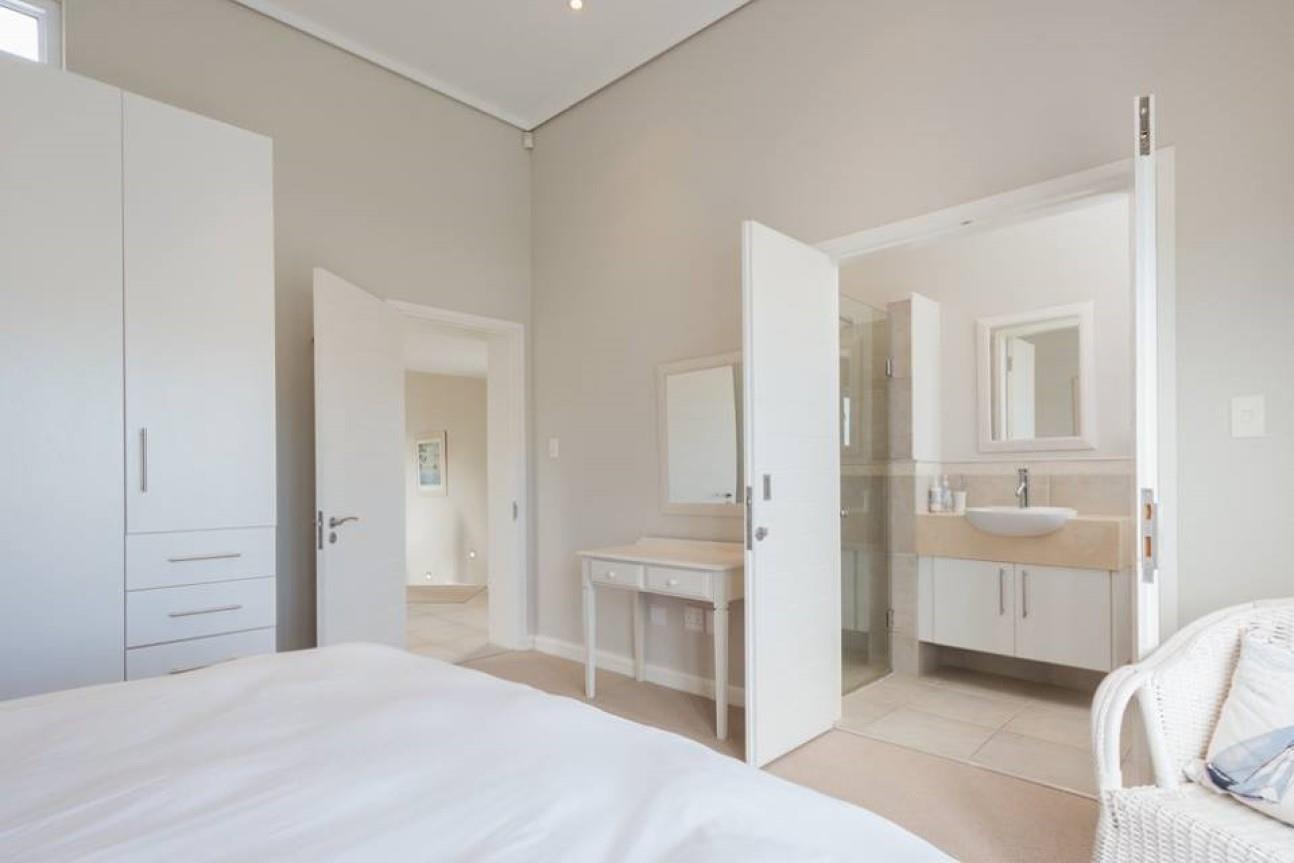 4 Bedroom House to rent in Thesen Islands