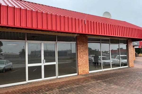 Looking for high-visibility retail space in Rosslyn? This 472 sqm unit at RossTax Centre ...