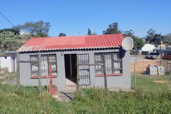 Introducing this 2 bedroom house to the market.

This is a great start up home, situated next to Court and Police Station, Schools ...