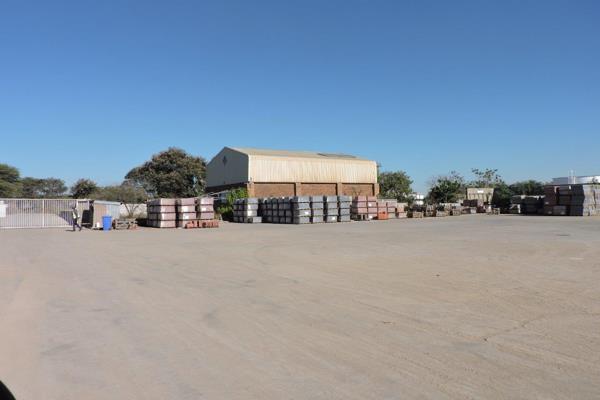 R14 490 000 VAT Included.

25 763 Sqm 

2 Title Deeds.
15 706 Sqm 
9 967 Sqm.

Magna Via Industrial  Land

250 Sqm Office / ...