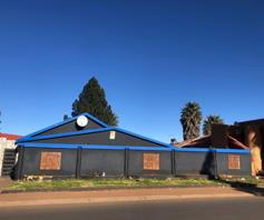 House for sale in Lenasia South