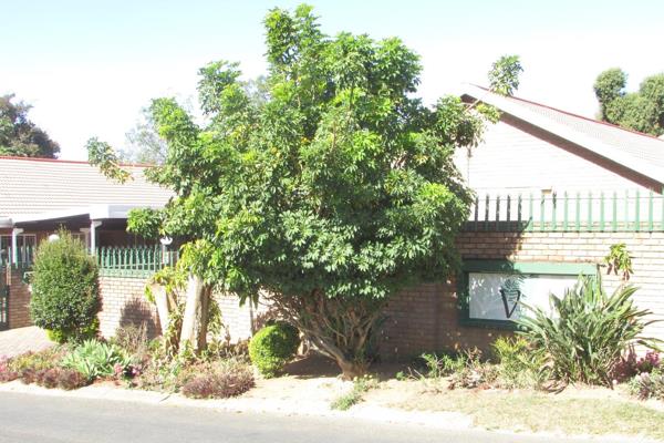 No Transfer Duty

VALUE HIGHLIGHTS:

Prime location:  CBD and Walking distance to both primary and high schools

Conveniently ...