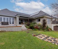 House for sale in Helena Heights