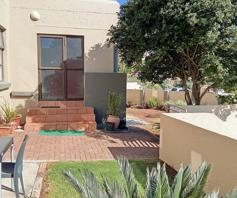 Townhouse for sale in Helderkruin