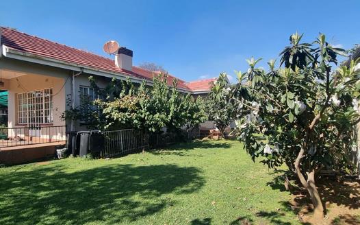 4 Bedroom House for sale in Eden Glen