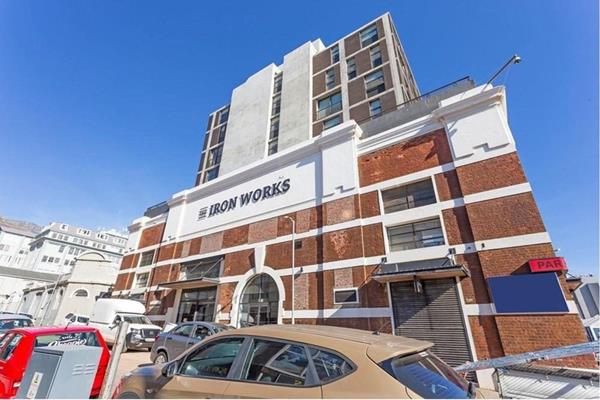 Experience contemporary urban living in this stylish1-bedroom, 1-bathroom apartmentlocated in the trendy and sought-afterThe Iron ...