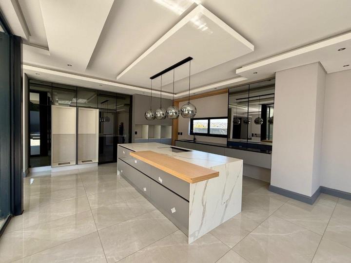 Listing number: P24-112412628, Image number: 2