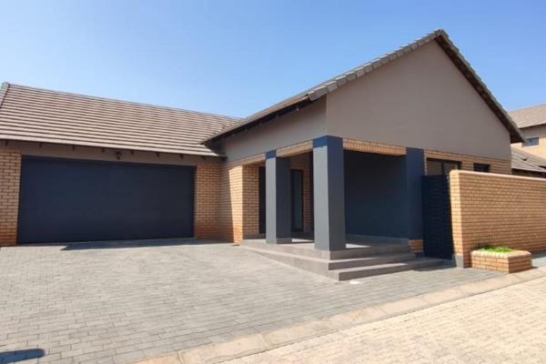 Welcome to this luxurious home.

This beautiful home has a spacious, open plan living, dining and braai room, as well as an open space ...
