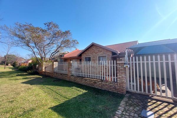 This cozy, neat, and low-maintenance 3-bedroom home is ideally located near schools, shops, malls, restaurants, and other everyday ...